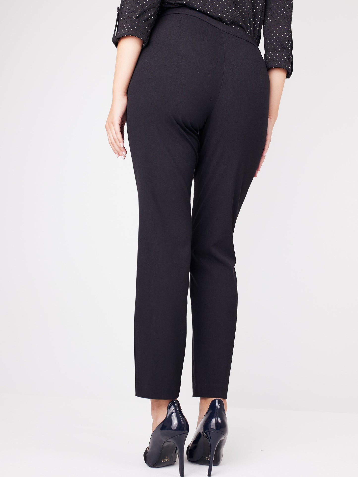 Roz & Ali Secret Agent Pants with L Pockets - Short Length