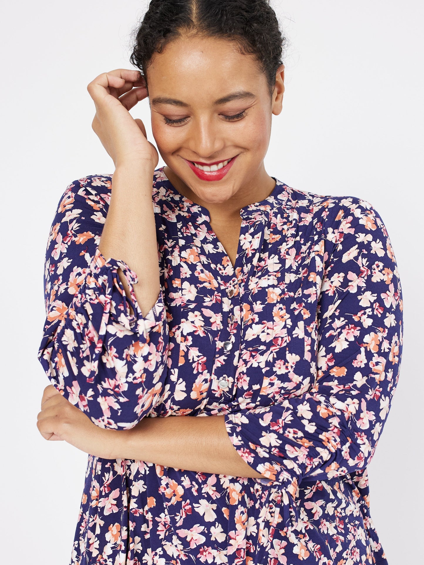 Roz & Ali Tie Sleeve Floral Popover - Plus