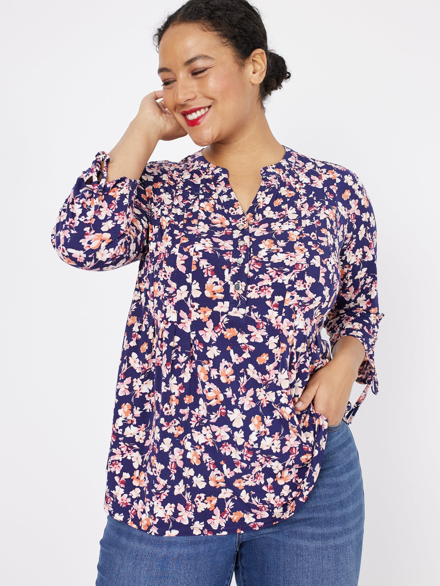 Roz & Ali Tie Sleeve Floral Popover - Plus